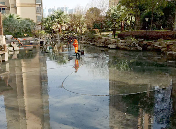 远安景观池淤泥清理